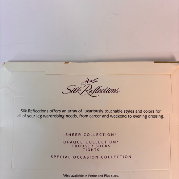 Hanes Silk Reflections Silky Sheer Thigh Highs Vintage Style 720 Barely Black AB - Picture 4 of 7